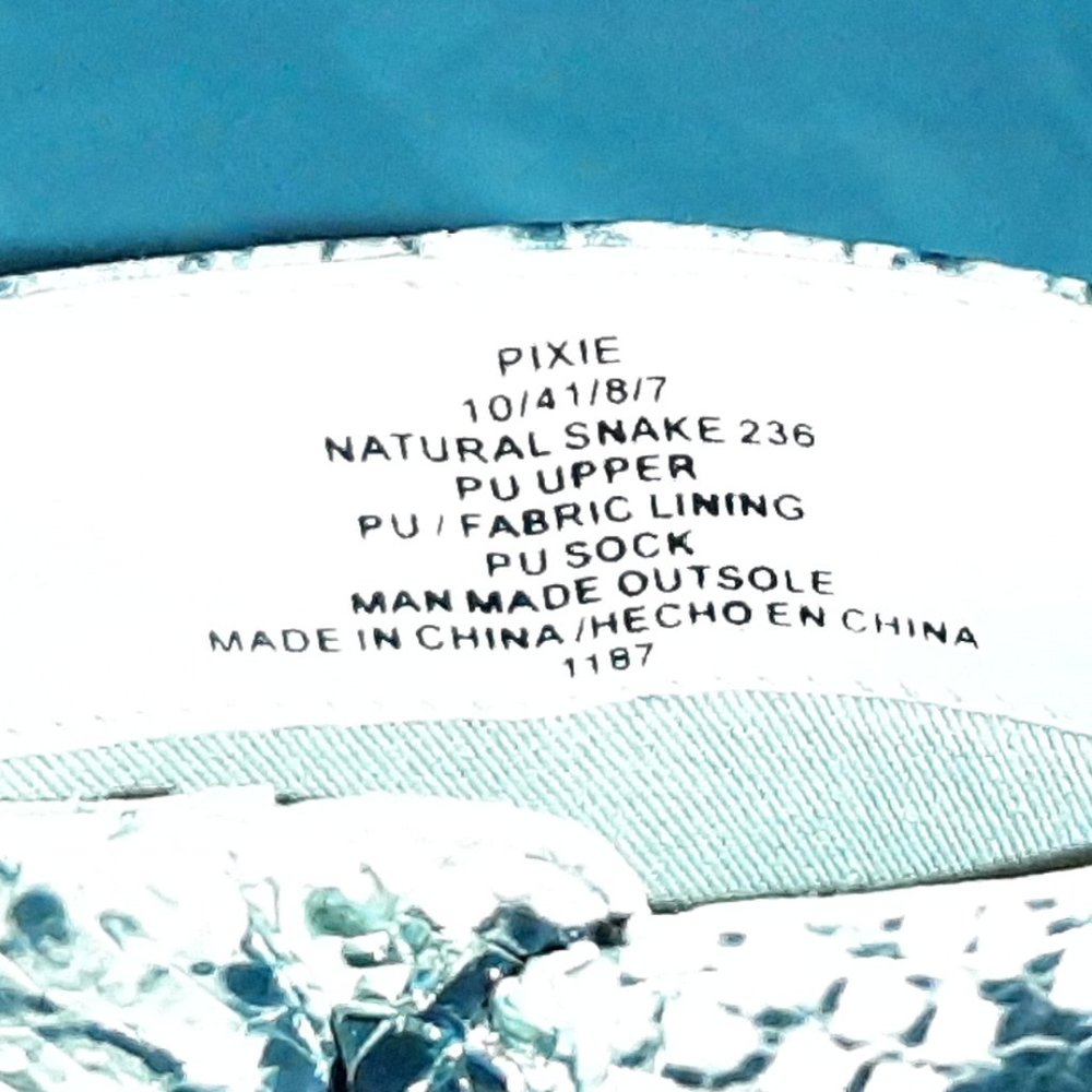 Steve Madden Snake Skin Boot Heel Size 10 !NEW! - Picture 6 of 7